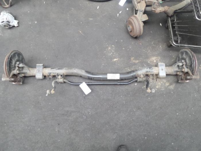 Usagé Train arrière complet Volkswagen Caddy III (2KA,2KH,2CA,2CH) 1.9 TDI Prix sur demande proposé par Bongers Auto-Onderdelen Zeeland
