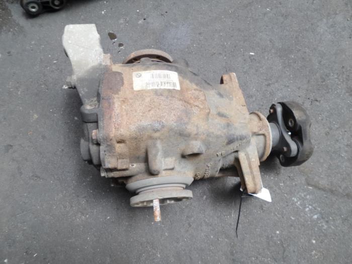 Rear differential from a BMW 3-Serie 2006