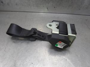 Used Rear seatbelt, left BMW 3-Serie Price on request offered by Bongers Auto-Onderdelen Zeeland