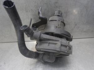 Used Secondary pump Volkswagen Golf IV (1J1) 2.3 V5 GTI Price on request offered by Bongers Auto-Onderdelen Zeeland