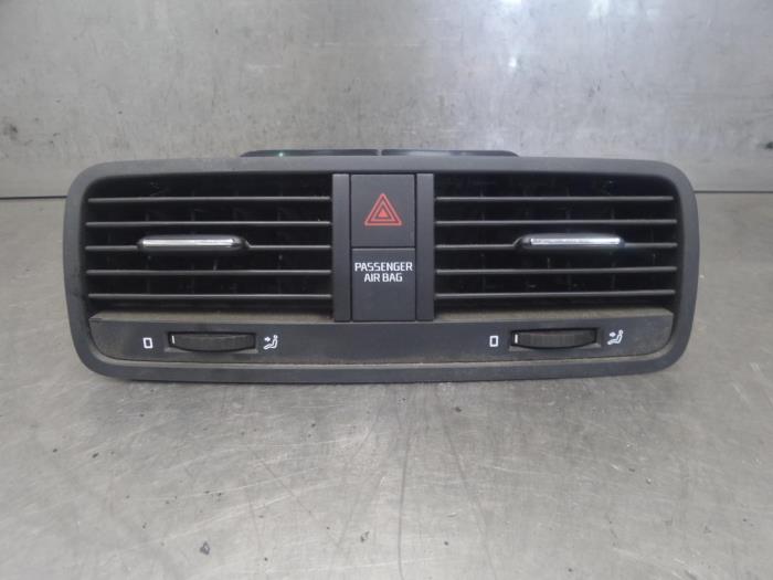 Dashboard vent Skoda Yeti - 5L08197931QB