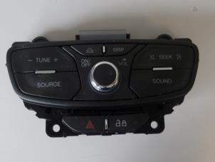 Used Radio control panel Ford Connect Price on request offered by Bongers Auto-Onderdelen Zeeland