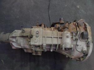Used Gearbox Hyundai H300 Price on request offered by Bongers Auto-Onderdelen Zeeland