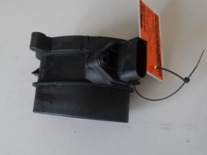 Used Air mass meter BMW 5 serie (E39) 530d 24V Price on request offered by Bongers Auto-Onderdelen Zeeland