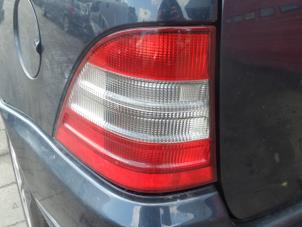 Used Taillight, left Mercedes ML I (163) 270 2.7 CDI 20V Price on request offered by Bongers Auto-Onderdelen Zeeland