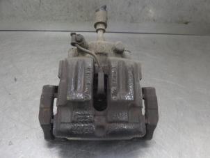 Used Rear brake calliper, right BMW 1-Serie Price on request offered by Bongers Auto-Onderdelen Zeeland
