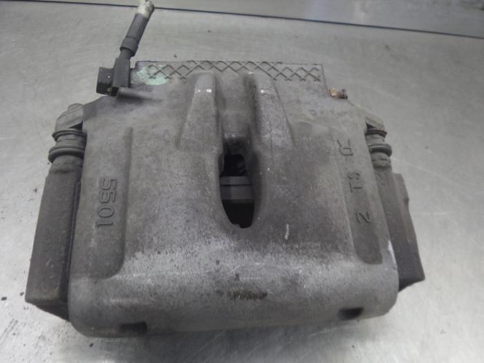 Usagé Etrier de frein avant droit Jaguar S-Type Prix sur demande proposé par Bongers Auto-Onderdelen Zeeland