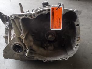 Used Gearbox Renault Clio Price on request offered by Bongers Auto-Onderdelen Zeeland