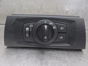 Usados Interruptor de luz BMW 3 serie (E90) 318d 16V Precio de solicitud ofrecido por Bongers Auto-Onderdelen Zeeland