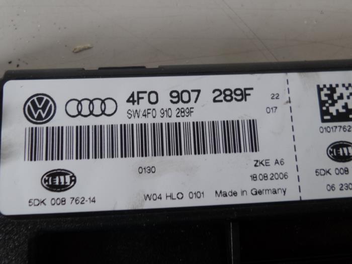 Ordinateur contrôle fonctionnel d'un Audi A6 2007