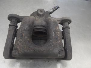 Used Front brake calliper, right BMW 1-Serie Price on request offered by Bongers Auto-Onderdelen Zeeland