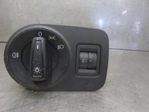 Gebrauchte Licht Schalter Seat Ibiza Preis auf Anfrage angeboten von Bongers Auto-Onderdelen Zeeland