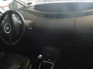 Usados Juego y módulo de airbag Renault Espace Precio de solicitud ofrecido por Bongers Auto-Onderdelen Zeeland