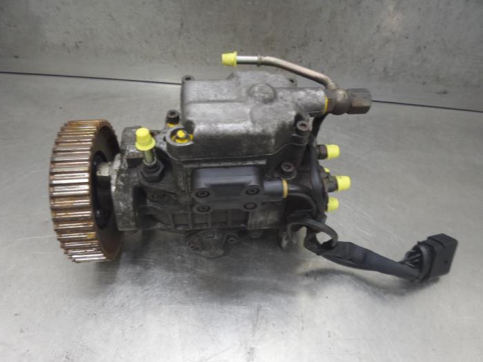 Usagé Pompe diesel Volkswagen Polo Prix sur demande proposé par Bongers Auto-Onderdelen Zeeland