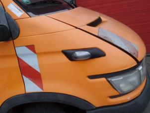 Usados Protector derecha delante Iveco Daily Precio de solicitud ofrecido por Bongers Auto-Onderdelen Zeeland