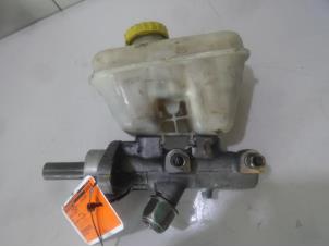Used Master cylinder Jeep Grand Cherokee (WH/WK) Price on request offered by Bongers Auto-Onderdelen Zeeland