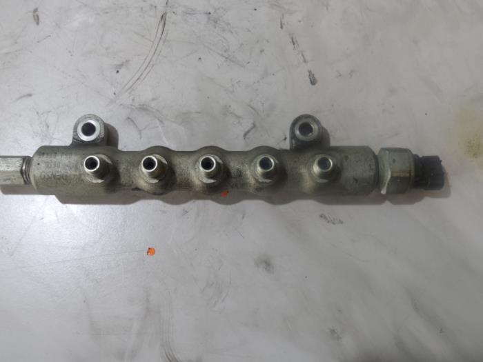 Usagé Système d'injection Toyota Auris (E15) 2.0 D-4D-F 16V Prix sur demande proposé par Bongers Auto-Onderdelen Zeeland
