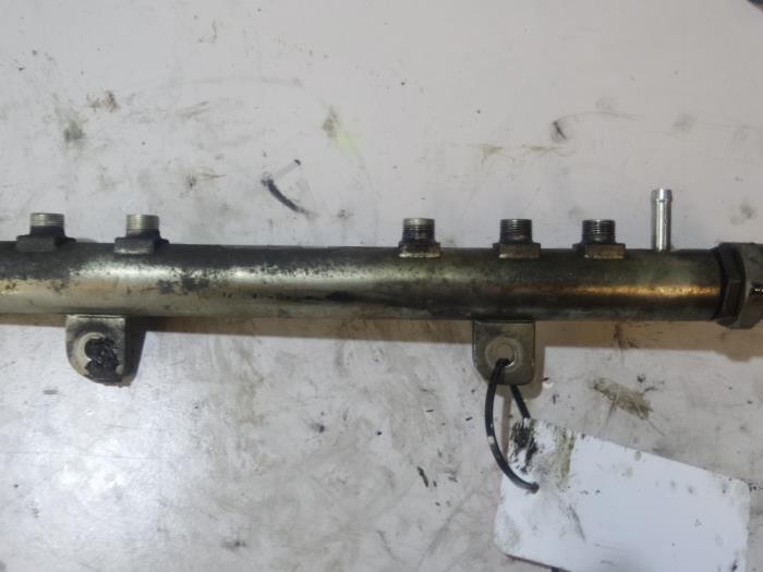 Usagé Système d'injection Suzuki Swift (ZA/ZC/ZD1/2/3/9) 1.3 D 16V Prix sur demande proposé par Bongers Auto-Onderdelen Zeeland
