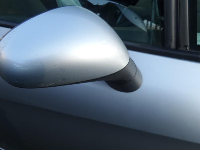Wing mirror, right from a Seat Leon (1P1) 1.9 TDI 105 2007