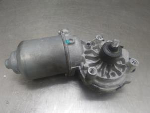 Used Front wiper motor Mitsubishi Colt Price on request offered by Bongers Auto-Onderdelen Zeeland