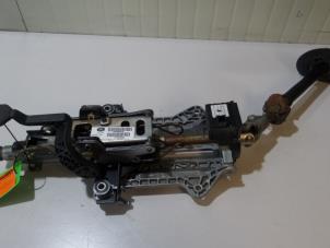 Used Steering column Landrover Discovery III (LAA/TAA) 2.7 TD V6 Price on request offered by Bongers Auto-Onderdelen Zeeland
