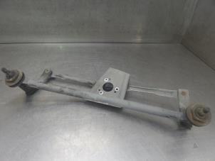 Used Wiper mechanism Peugeot 206 PLUS Price on request offered by Bongers Auto-Onderdelen Zeeland