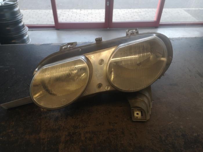Używane Reflektor lewy Rover 75 Cena na żądanie oferowane przez Bongers Auto-Onderdelen Zeeland