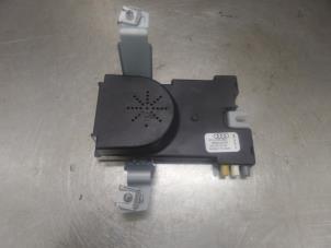 Used Antenna Amplifier Audi A3 Price on request offered by Bongers Auto-Onderdelen Zeeland