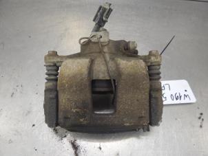 Used Rear brake calliper, left Peugeot Boxer Price on request offered by Bongers Auto-Onderdelen Zeeland