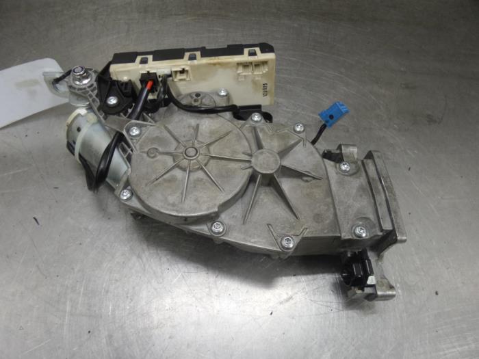 Boot motor from a Mercedes C-Klasse 2012
