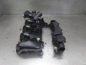 Used Rocker cover Mazda 3. Price on request offered by Bongers Auto-Onderdelen Zeeland