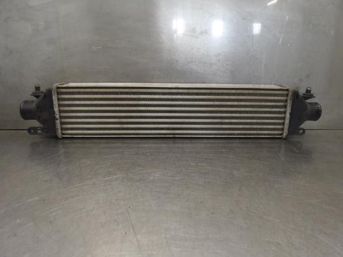 Usados Intercooler Alfa Romeo Mito Precio de solicitud ofrecido por Bongers Auto-Onderdelen Zeeland