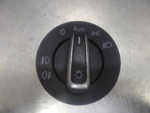 Usados Interruptor de luz Volkswagen Golf Plus Precio de solicitud ofrecido por Bongers Auto-Onderdelen Zeeland