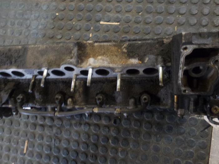Begagnade Topplock Opel Zafira Pris på förfrågan erbjuds av Bongers Auto-Onderdelen Zeeland