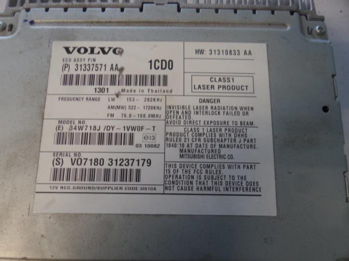 Odtwarzacz DVD z Volvo V70 2013