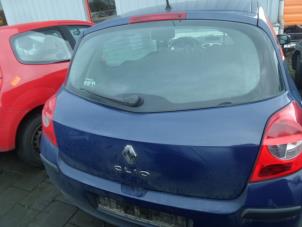 Used Tailgate Renault Clio Price on request offered by Bongers Auto-Onderdelen Zeeland