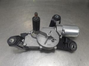Used Rear wiper motor Mitsubishi Colt Price on request offered by Bongers Auto-Onderdelen Zeeland