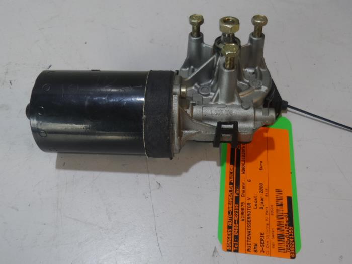 Front wiper motor from a BMW 3-Serie 2000