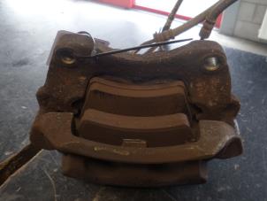 Used Front brake calliper, right Nissan Interstar Price on request offered by Bongers Auto-Onderdelen Zeeland