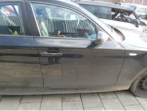 Used Front door 4-door, right BMW 1 serie (E87/87N) 118d 16V Price on request offered by Bongers Auto-Onderdelen Zeeland