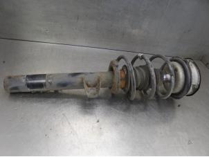 Used Front shock absorber rod, left BMW 1-Serie Price on request offered by Bongers Auto-Onderdelen Zeeland