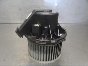 Used Heating and ventilation fan motor Volkswagen Crafter Price on request offered by Bongers Auto-Onderdelen Zeeland