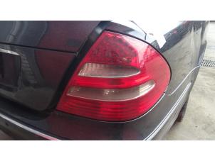 Used Taillight, right Mercedes E-Klasse Price on request offered by Bongers Auto-Onderdelen Zeeland
