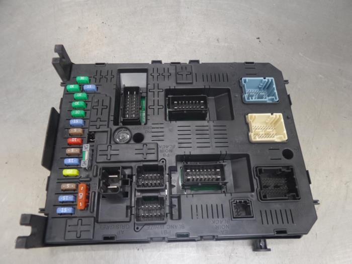 Fuse boxes with part number 6500GQ stock | ProxyParts.com