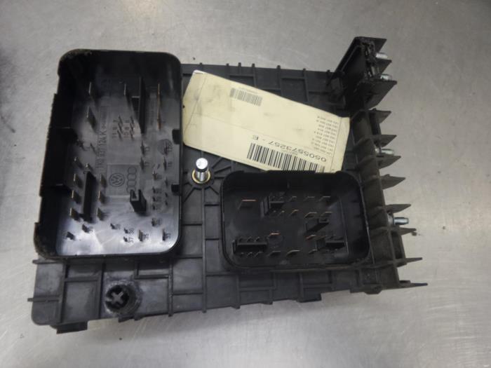 Fuse box Volkswagen Caddy 1K0937124K TYCO
