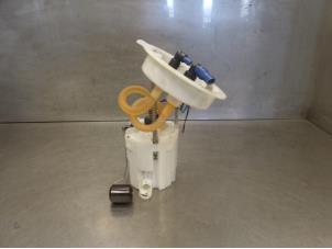 Used Electric fuel pump BMW 1 serie (F20) 118d 2.0 16V Price on request offered by Bongers Auto-Onderdelen Zeeland