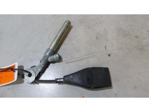 Used Seatbelt tensioner, left Renault Trafic Price on request offered by Bongers Auto-Onderdelen Zeeland