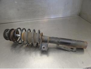 Used Front shock absorber rod, left Smart Fortwo Price on request offered by Bongers Auto-Onderdelen Zeeland