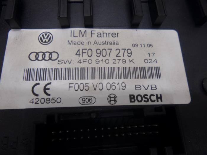Ordenador body control de un Audi A6 Avant Quattro (C6) 3.0 TDI V6 24V 2007