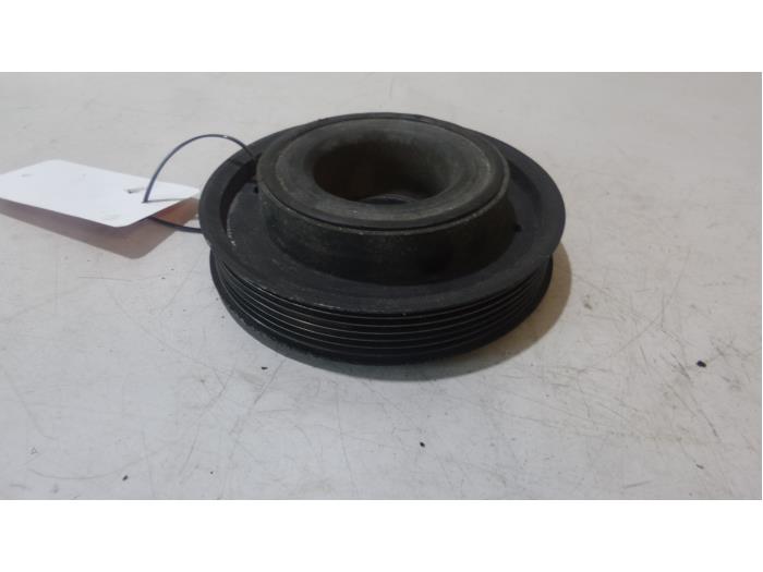 Crankshaft pulley from a Opel Movano Combi 2.2 DTI 2003